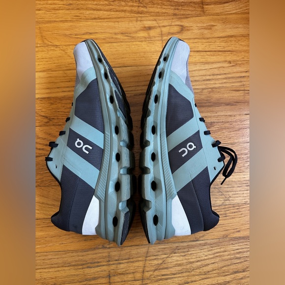 ON Cloud Runner Shoes (US Men’s 13) - Picture 3 of 10